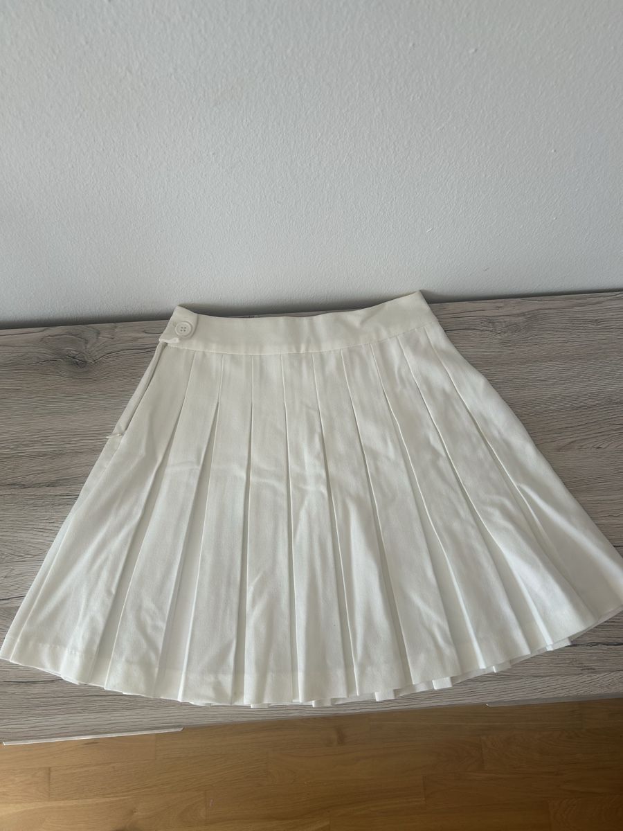 Gonne: White pleated skirt – Usato da Winterthur venduto da sel_g95h 1