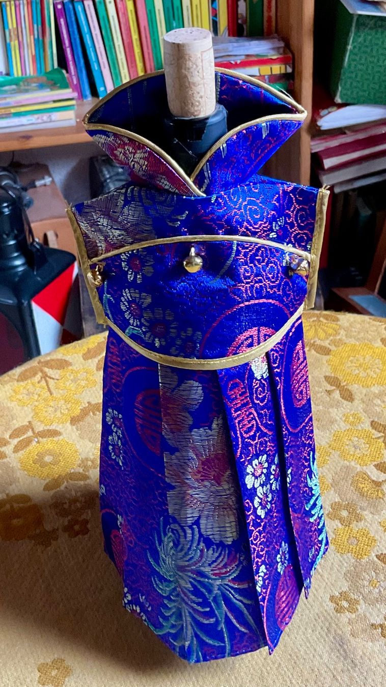 Tutte le decorazioni: Blaue Asiatische Weinflaschenhülle – Nuovo (secondo la descrizione) da Endingen venduto da nathan05 5