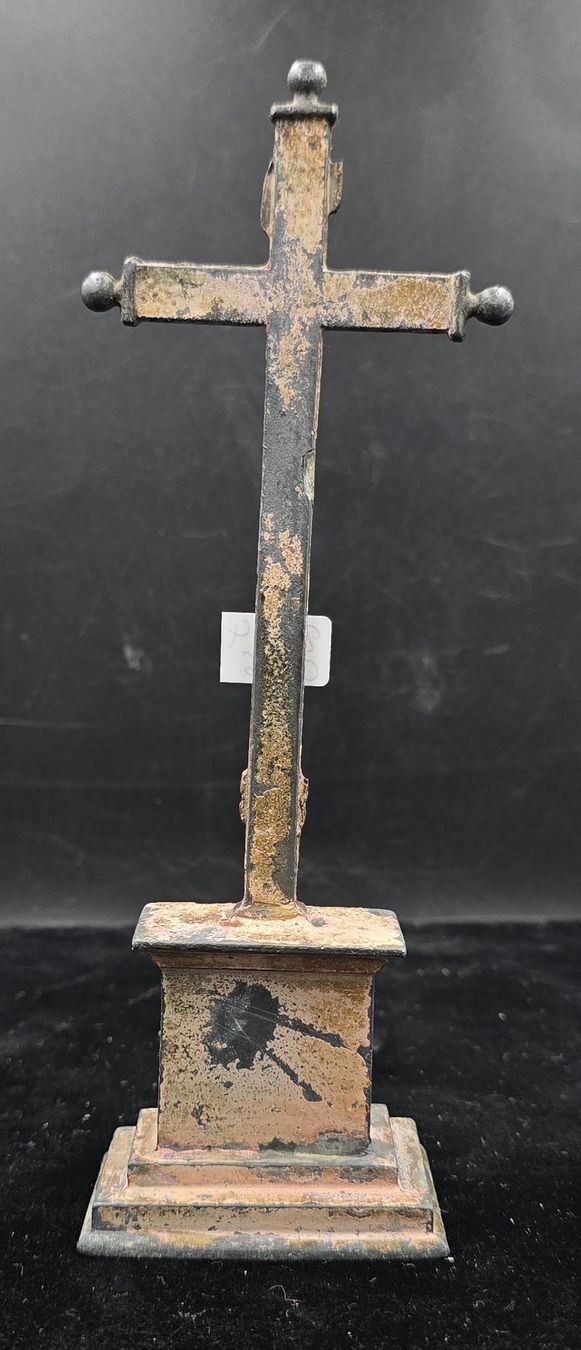 Sculture & Statue: Antikes Tischkreuz aus Eisen – Usato da Rorschacherberg venduto da snOOpydOg11 2