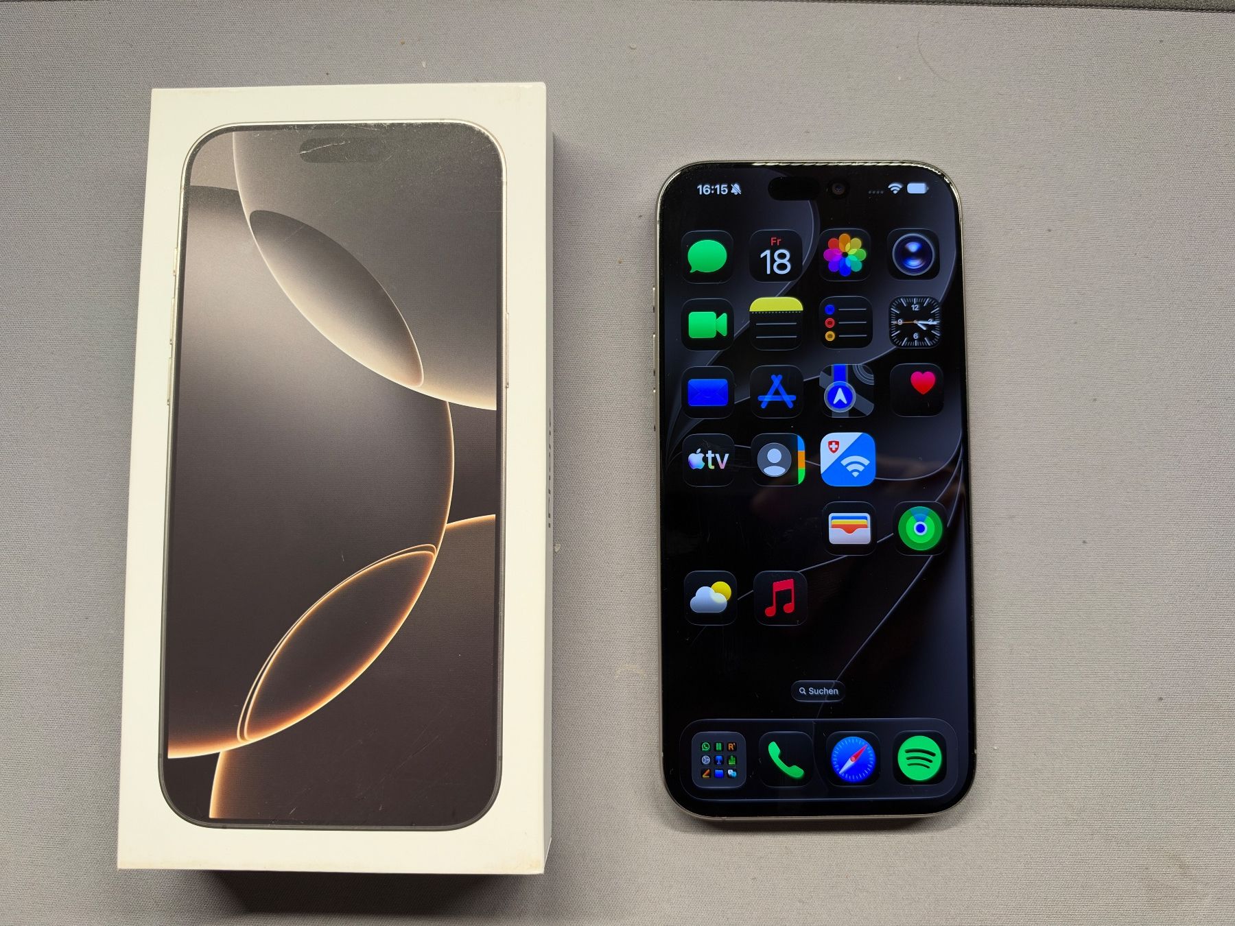 Apple Telefoni cellulari / Smartphones: Smartphone Apple iPhone 16 Pro Max 1TB Titanium Nature – Usato da Rupperswil venduto da ersguter-junge1