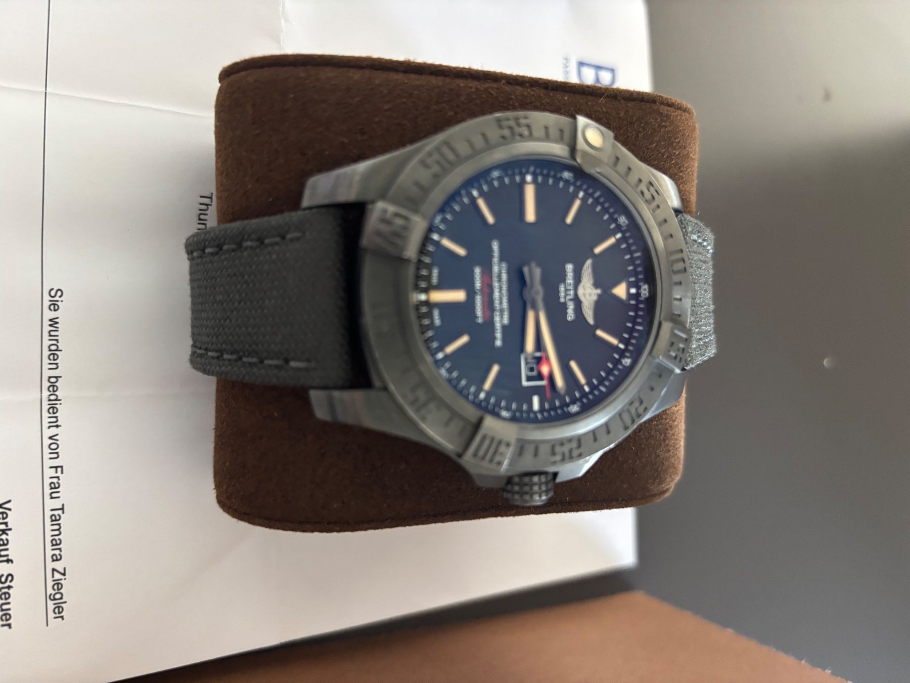 Breitling Uhren: Breitling Avenger 48mm - Full Set – Gebraucht aus Wauwil von Starswithcopyright
