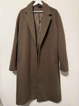 Zara Mantel