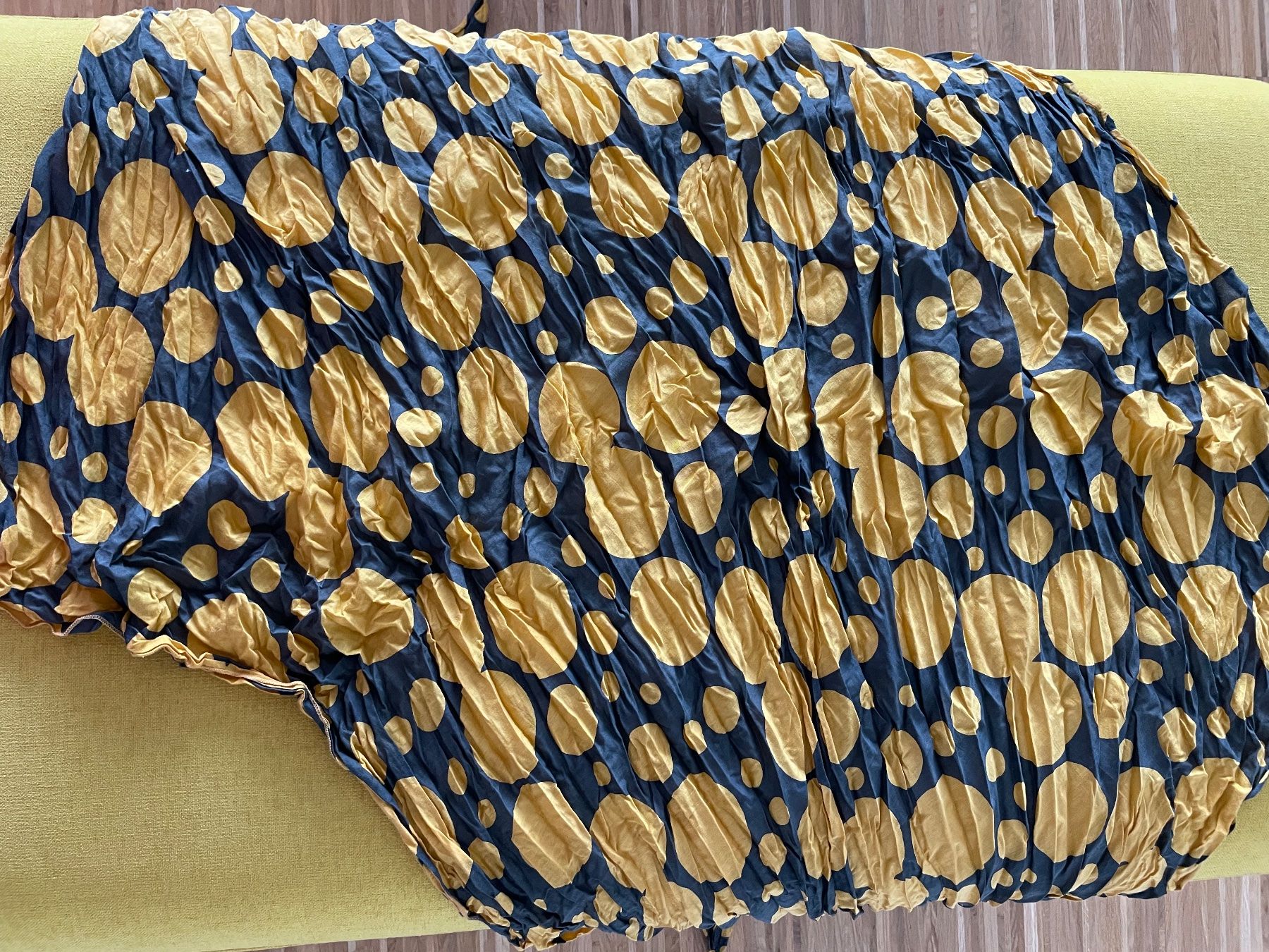 Foulard & Sciarpe: Damen-Dreieckstuch – Nuovo (secondo la descrizione) da Feusisberg venduto da Mila1122 3