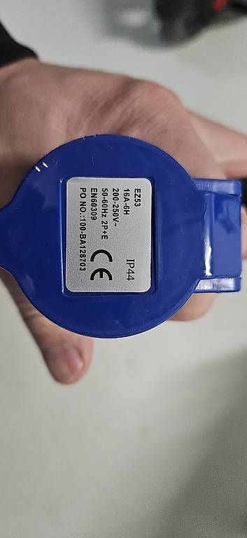 Câbles: Kabel CEE auf T23 – D'occasion à Bonstetten par Malikm