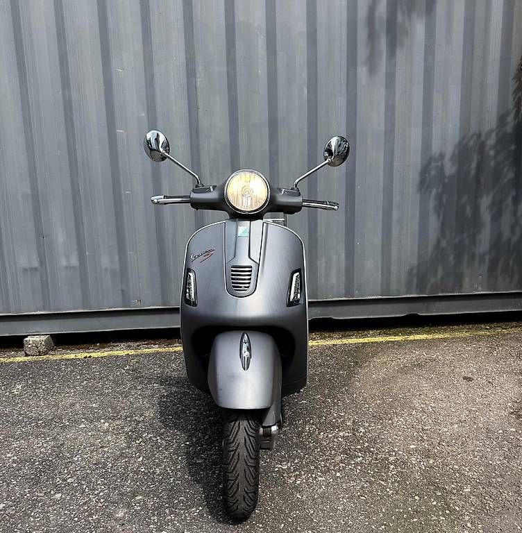 Scooter: Piaggio vespa GTS Super 300 – Usato da Reinach BL venduto da pan_pjc6