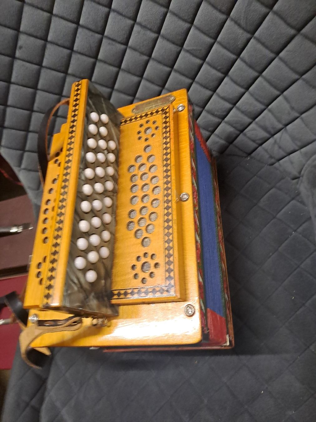 Instruments de musique: schwyzerorgeli ton B – D'occasion à Villeneuve par BibiVintage 5