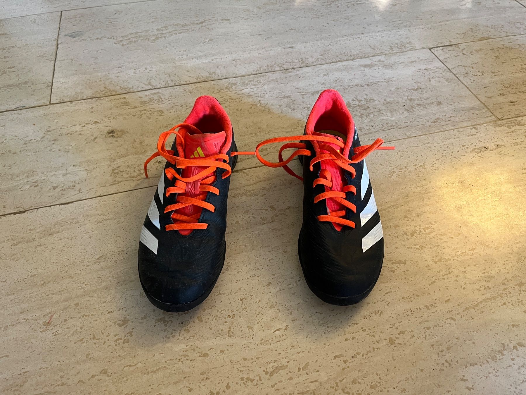 Adidas Scarpe da uomo: Fussballschuhe / Tausendfüssler Grösse 37.5 – Usato da Zürich venduto da Pellicano 2
