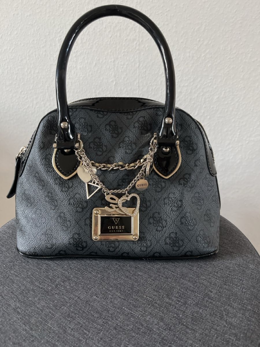Guess Borse da donna: Guess Handtasche – Usato da Witterswil venduto da Zeraph