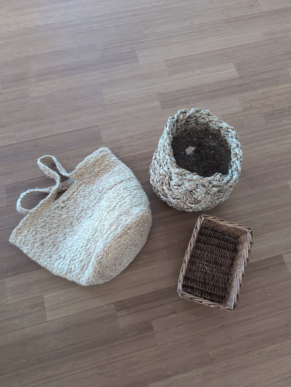 Tutte le decorazioni: Diverse Körbe und Tasche – Usato da Zürich venduto da ste_q5ng
