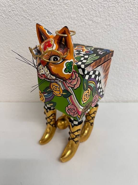 Toms Drag Statuette: Original Toms Drag Katze mit Geheimfach – Usato da Obernau venduto da Arche_Noah_Brocki 2