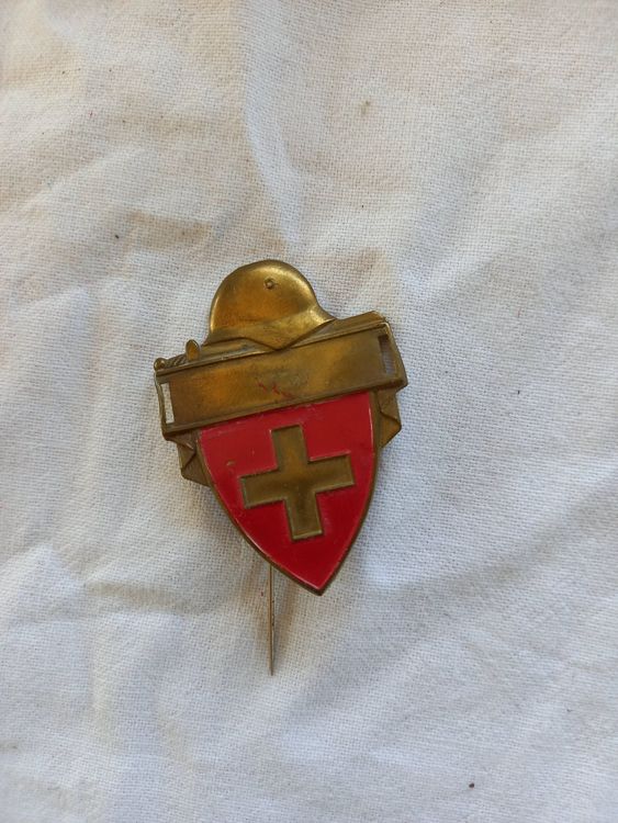 Insigne Ancien HUGUENIN LOCLE Suisse 1947 - Fête Nationale - Créé Par Hans Frei - Occasion