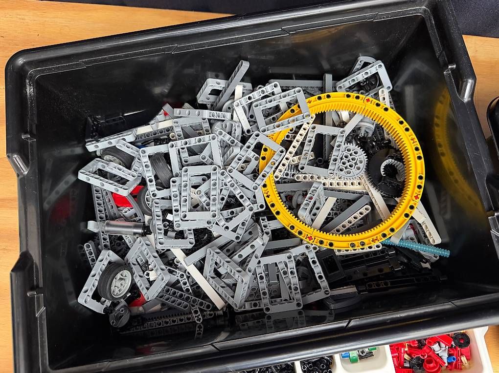 Lego Kit di costruzioni: LEGO MINDSTORMS Education EV3 – Usato da Zürich venduto da Hardi28 4
