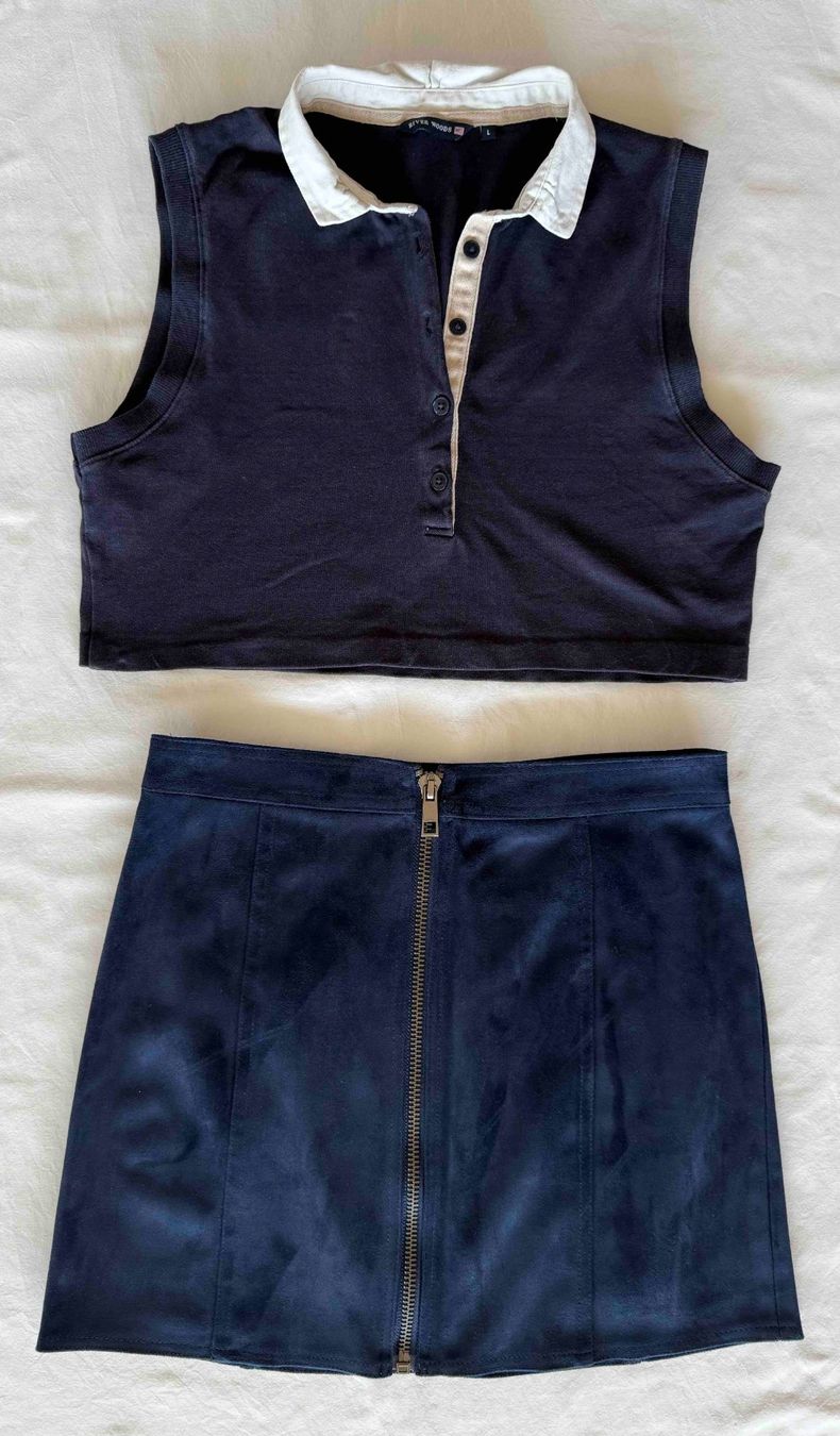 Kleiderpakete: Kleiderpaket: Dunkelblauer Damen Rock,Top, Pullover – Gebraucht aus Balzers von Anna101