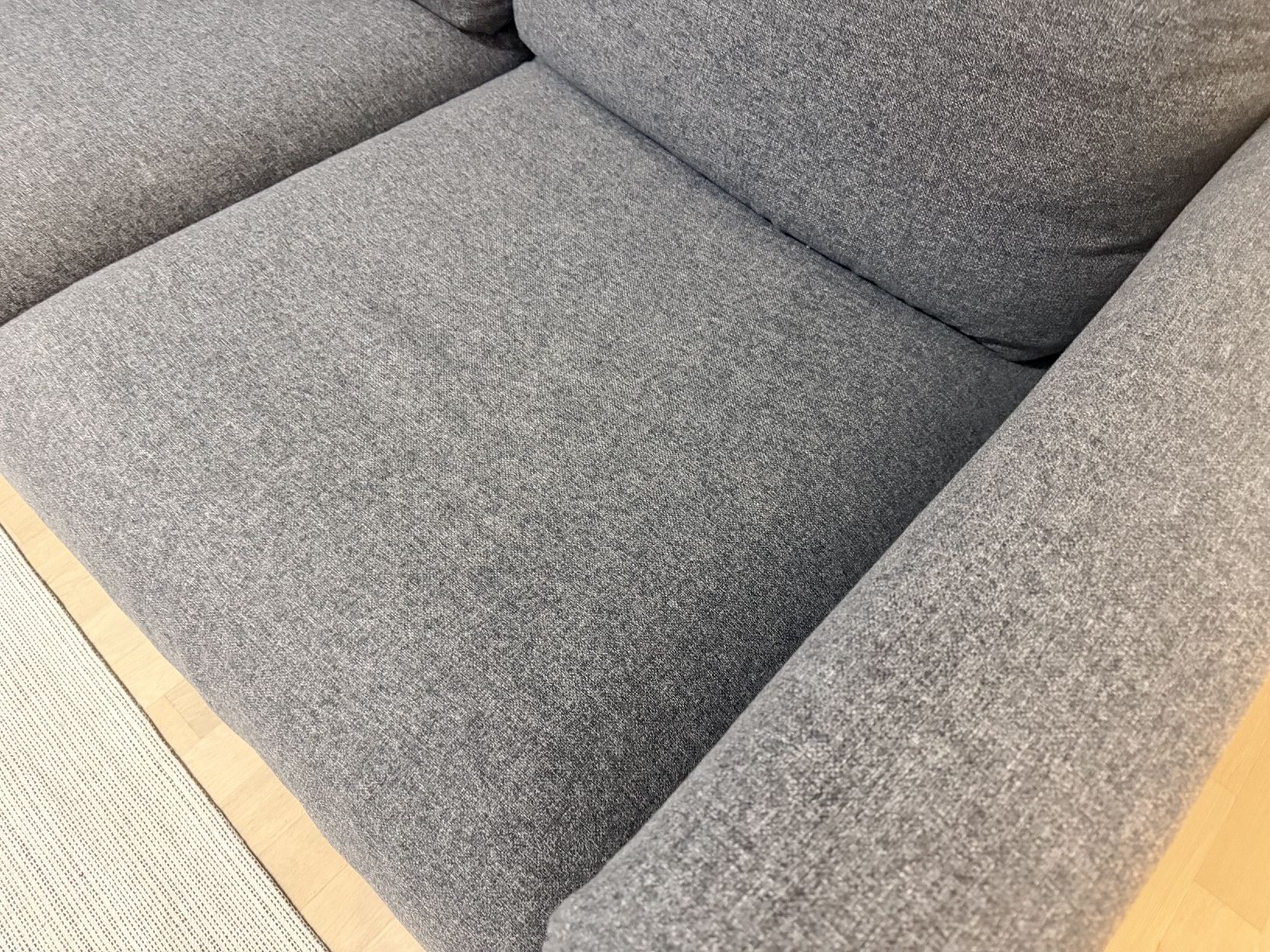 Ikea Divani: IKEA VIMLE 2-Seater Sofa, Grey – Usato da Lausanne venduto da jckim 2