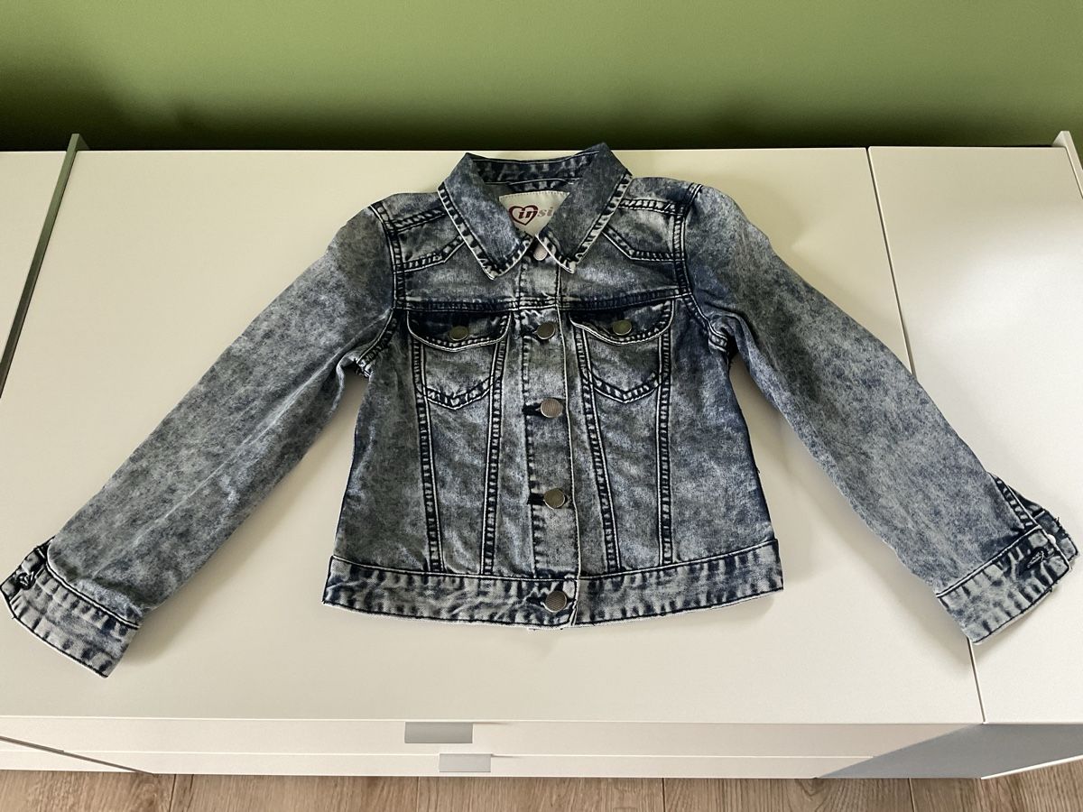 Jacken & Mäntel: Jeansjacke Mädchen Gr.128 – Neu (gemäss Beschreibung) aus Pfäffikon ZH von Ben0707