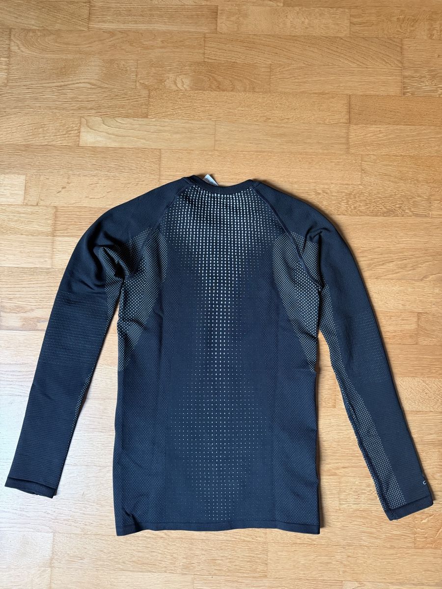 Odlo Autres dessous: Odlo Performance Funktionswäsche-Set – D'occasion à Thun par mir_8tjd 9