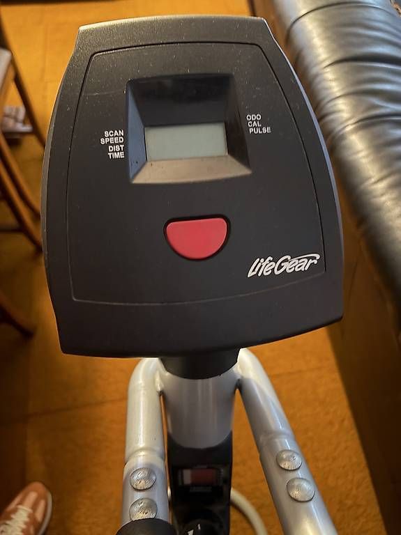 Hometrainer: Bici da camera e Tapis roulant – Usato da Balerna venduto da sil_s2xf 2
