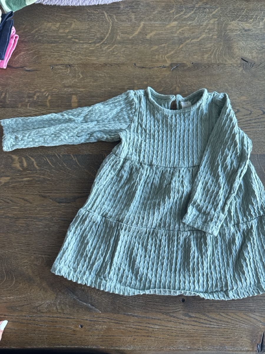 Lotti & Set di vestiti: 3 Baby Mädchen Kleider Set langarm  – Usato da Zug venduto da sil_82fx 1