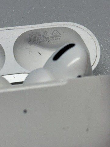 Apple Cuffie: Apple AirPods Pro 1. Gen – Difettoso da Effretikon venduto da Eventex 1