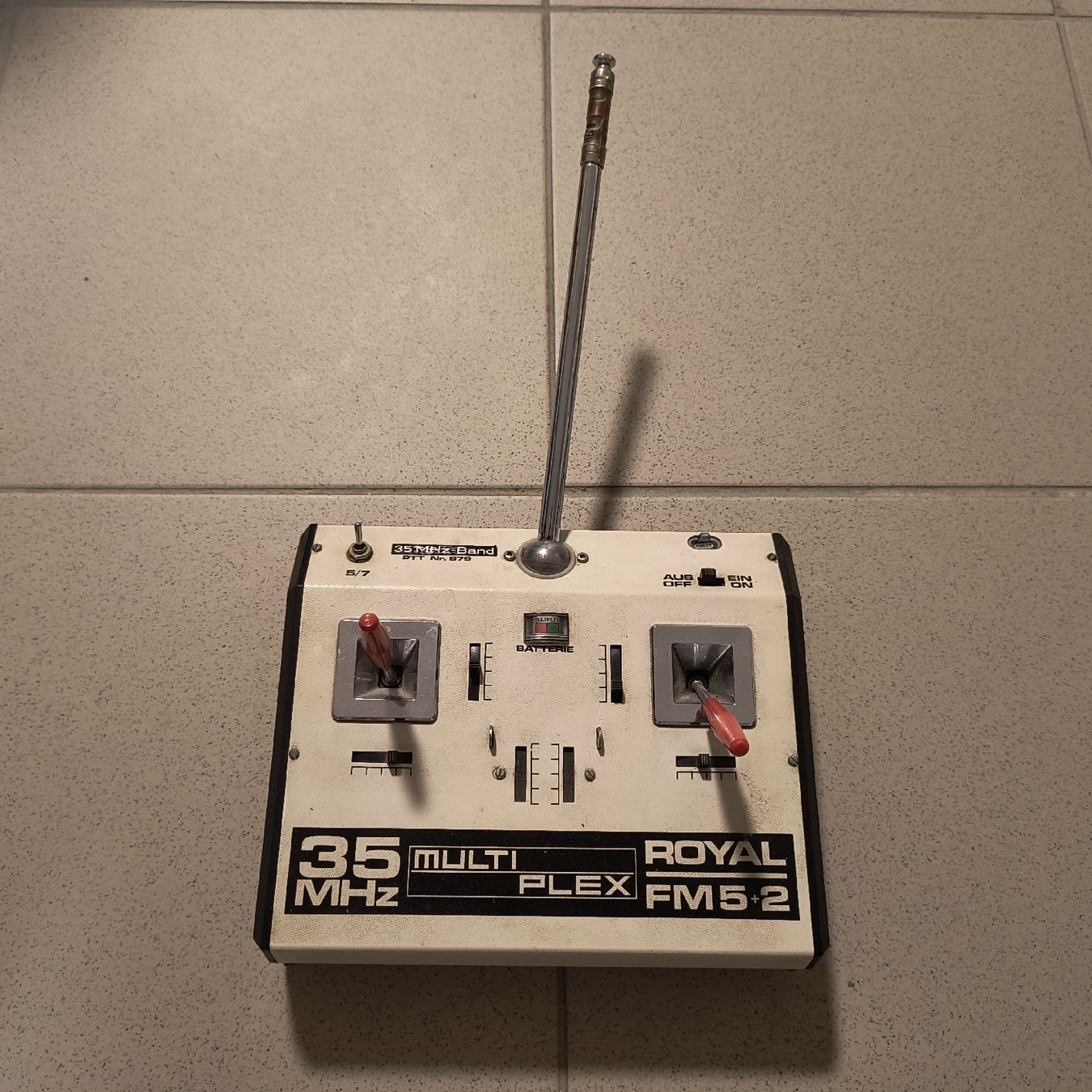 Multiplex RC Modellbau: radiocommande vintage multiplex royal – Defekt aus Saubraz von fanf