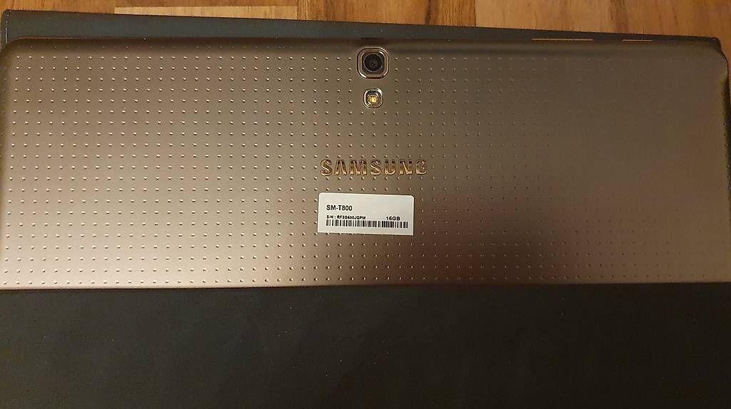 Tablet PC: Samsung Galaxy Tab S – Usato da Büttikon AG venduto da Peet1 4