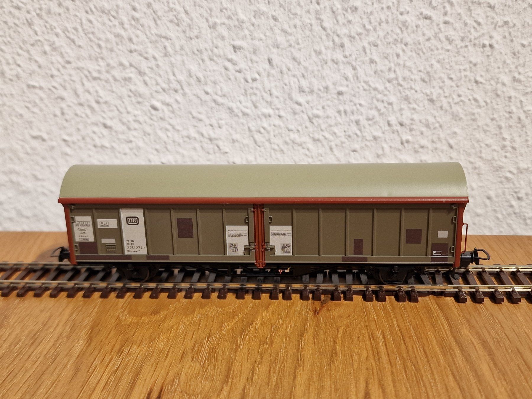 Piko Modellini di ferrovie: DB Schiebewandwagen H0 – Nuovo e nell'imballaggio originale da Matten b. Interlaken venduto da lor_hr9w 4