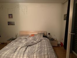 Bett