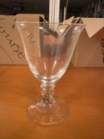 12 verres ä pied