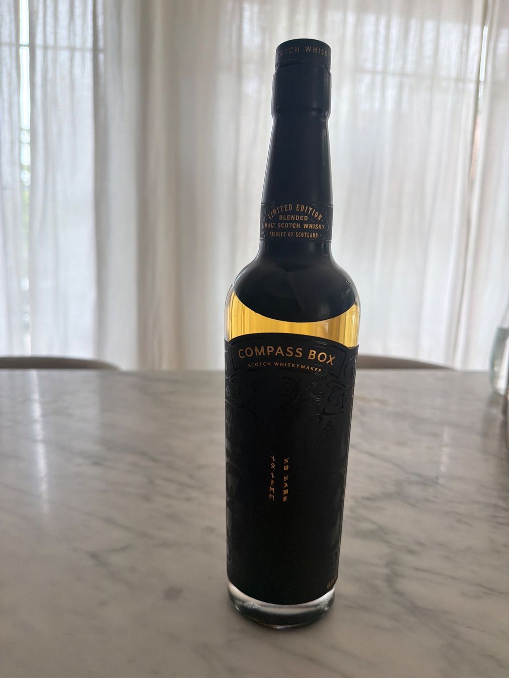 Spiritueux: Compass Box No Name  limited edition Scotch Whisky – D'occasion à Roggwil TG par est_r5x7
