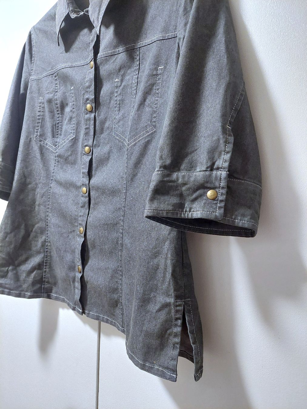 C&A Camicette: C&A Jeansbluse tailliert, 3/ Arm, Strech, Gr.44, blaugrau – Usato da Ostermundigen venduto da BagsAndMore 2
