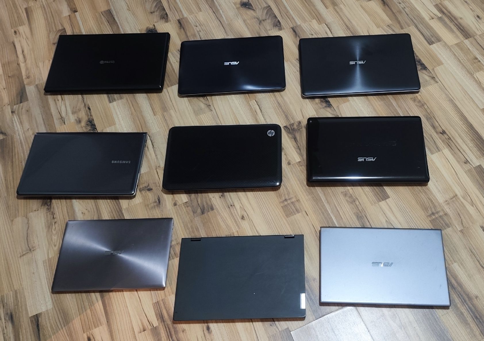 Notebook: For sell - 9 Defective laptops  – Difettoso da Pedrinate venduto da ipe_bgt7