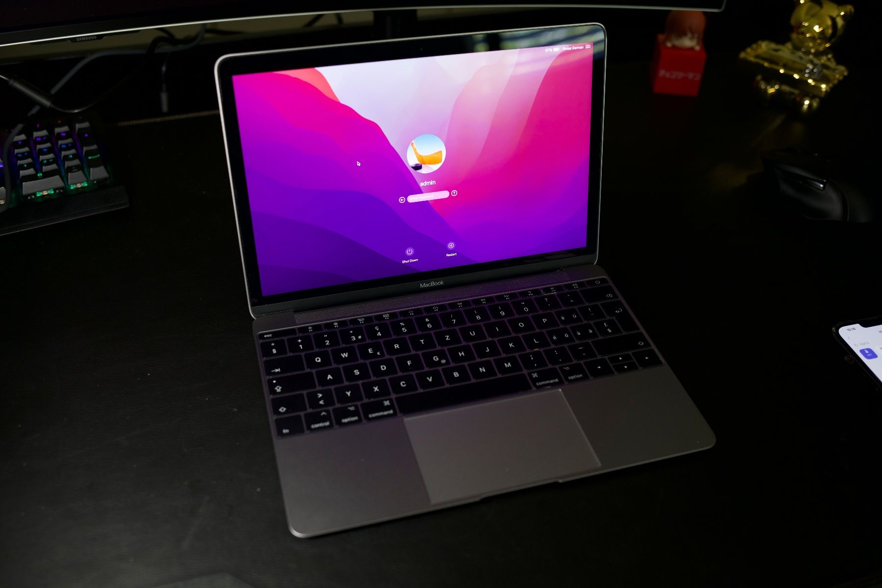 Apple Notebook: MacBook Retina 12-inch (2017) – Usato da Steinhausen venduto da Murilo.alv 1