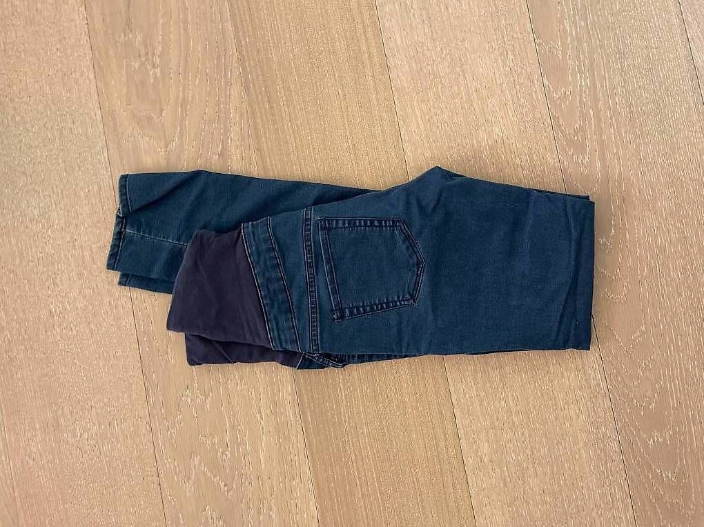 Pantaloni: Pantalons de grossesse taille 34 – Usato da Genève venduto da m10_t92f