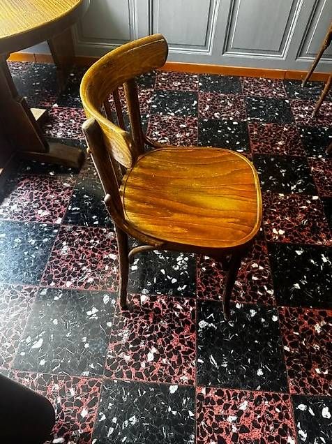 Stühle: chaises Bistro – Gebraucht aus Fenin von con_6zx6 1