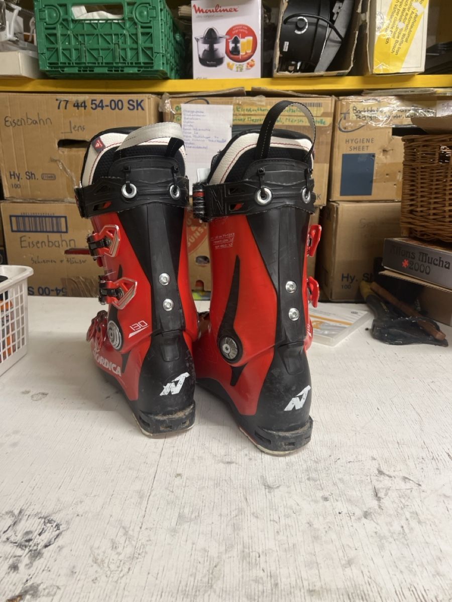 Nordica Scarpe da uomo: Nordica Speedmachine 130 27/27.5 – Usato da Basel venduto da bre_8mdj 2