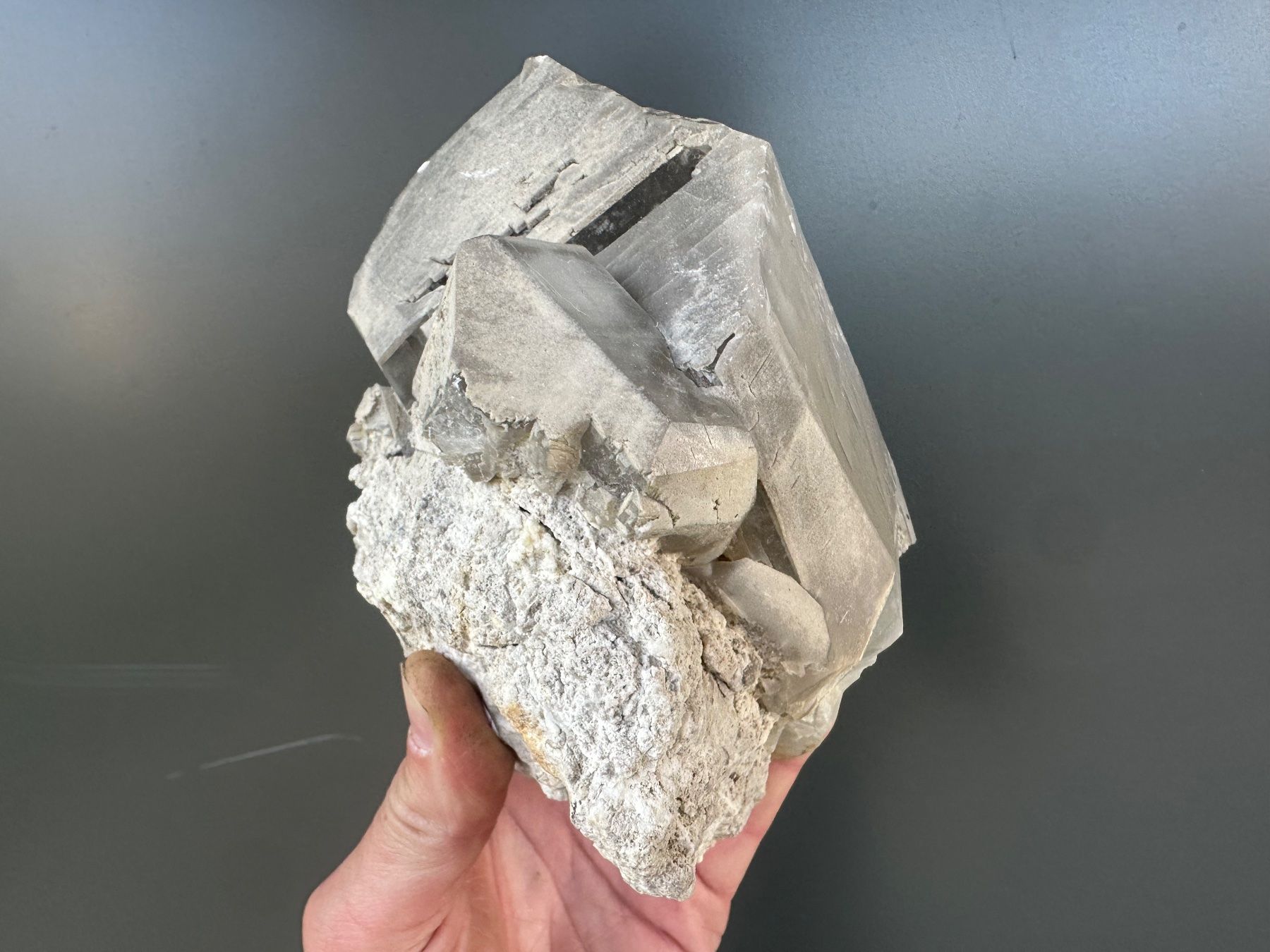 Minerali & Pietre curative: Calcit Kristallhöhle Kobelwald – Usato da Oberuzwil venduto da Crystall0 1