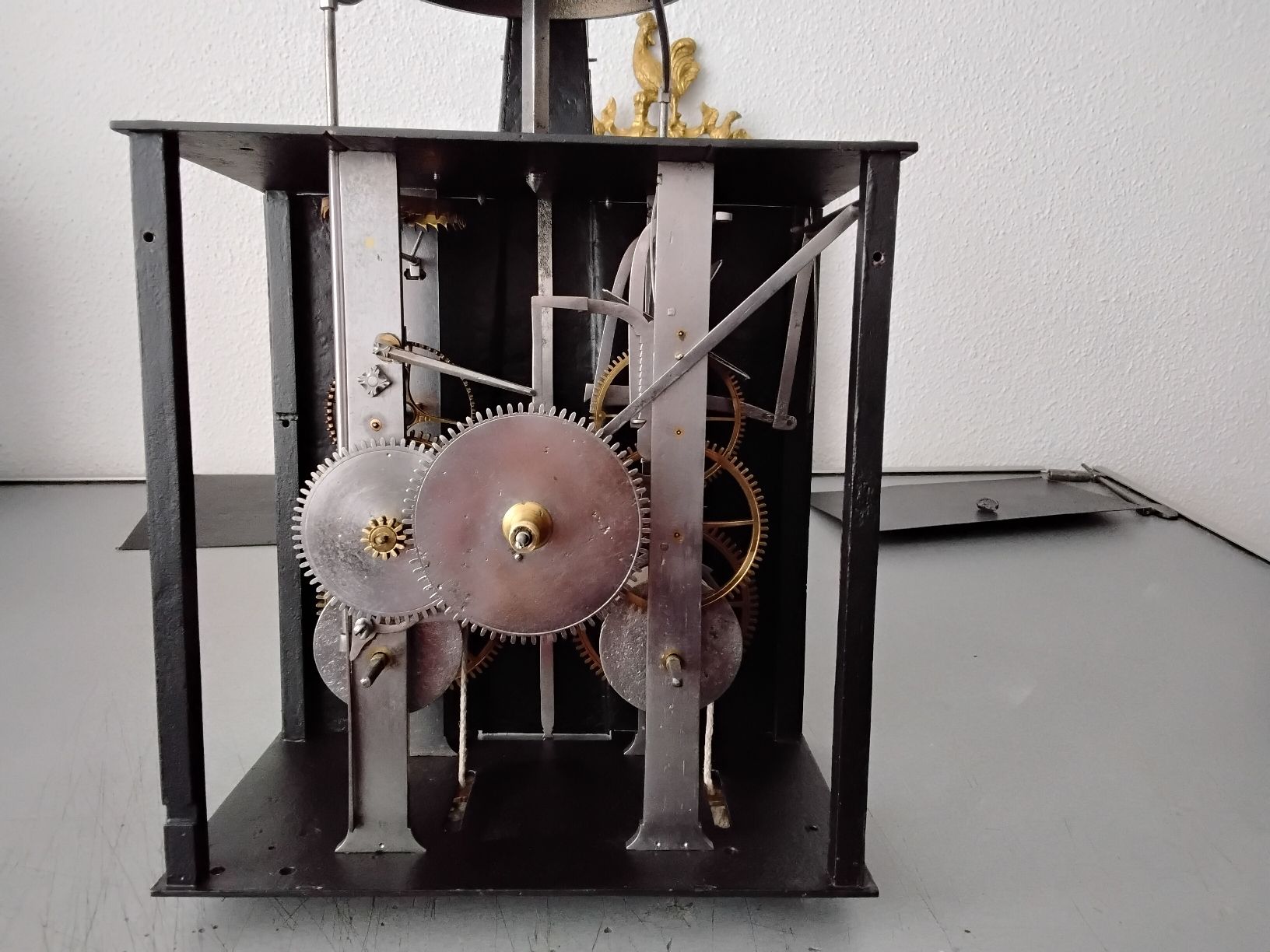 Orologi da terra & Orologi da parete: antike Comtoiseuhr Coq – Usato da Bremgarten b. Bern venduto da Saalni 5