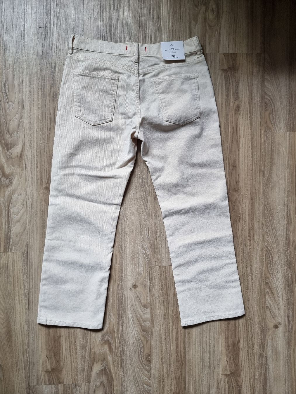 Zara Hosen: Hose Zara – Neu (gemäss Beschreibung) aus Interlaken von NataliiaS