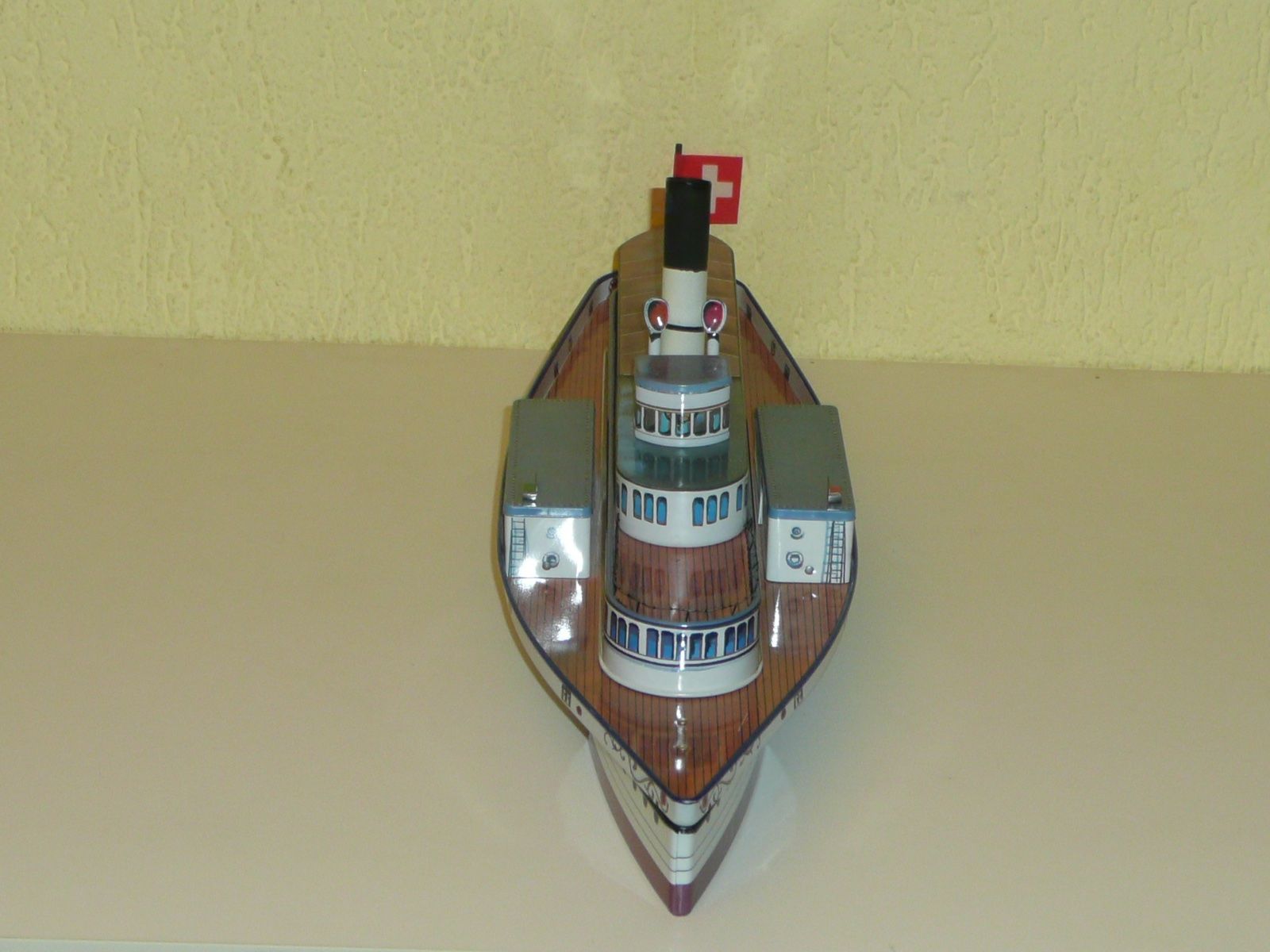 Modellbausätze & Standmodelle: Seitenrad-Dampfschiff " DS-Uri " voll Blech – Gebraucht aus Kriens von Taurus12 1