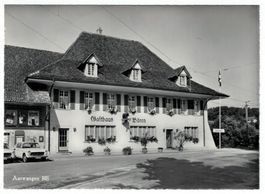 Aarwangen, Gasthaus Bären, Oldtimer um 1950