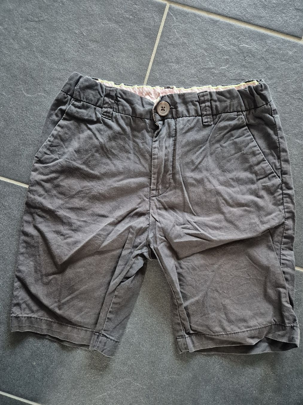 H&M Pantaloni: Shorts Gr. 128, H&M – Nuovo (secondo la descrizione) da Büsserach venduto da Fairprice_83
