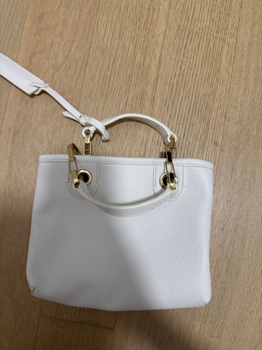 Armani Taschen für Damen: Tasche Emporio Armani weiss – Gebraucht aus Winterthur von Lxh.568 1