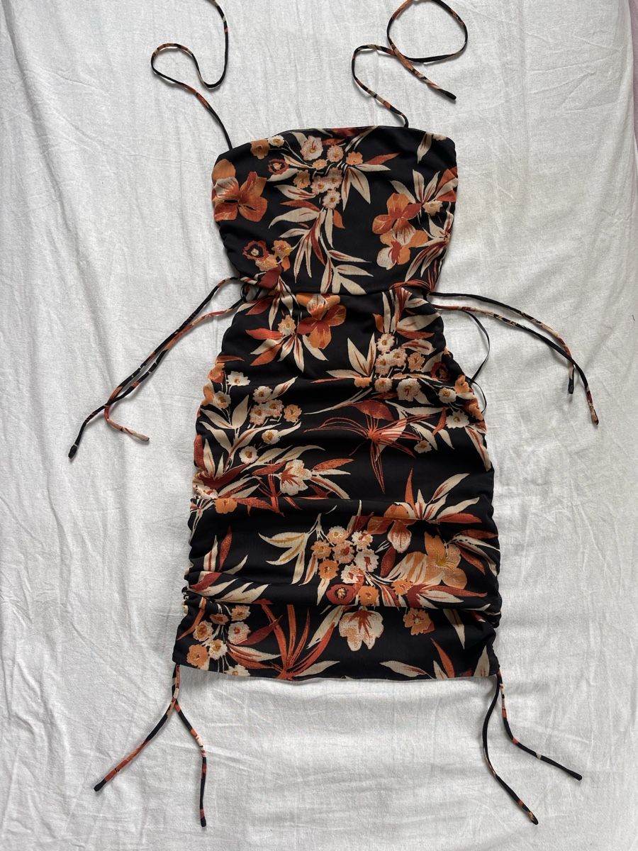 Vestiti: Summer Mini Dress – Usato da Zürich venduto da hsi_tl5c
