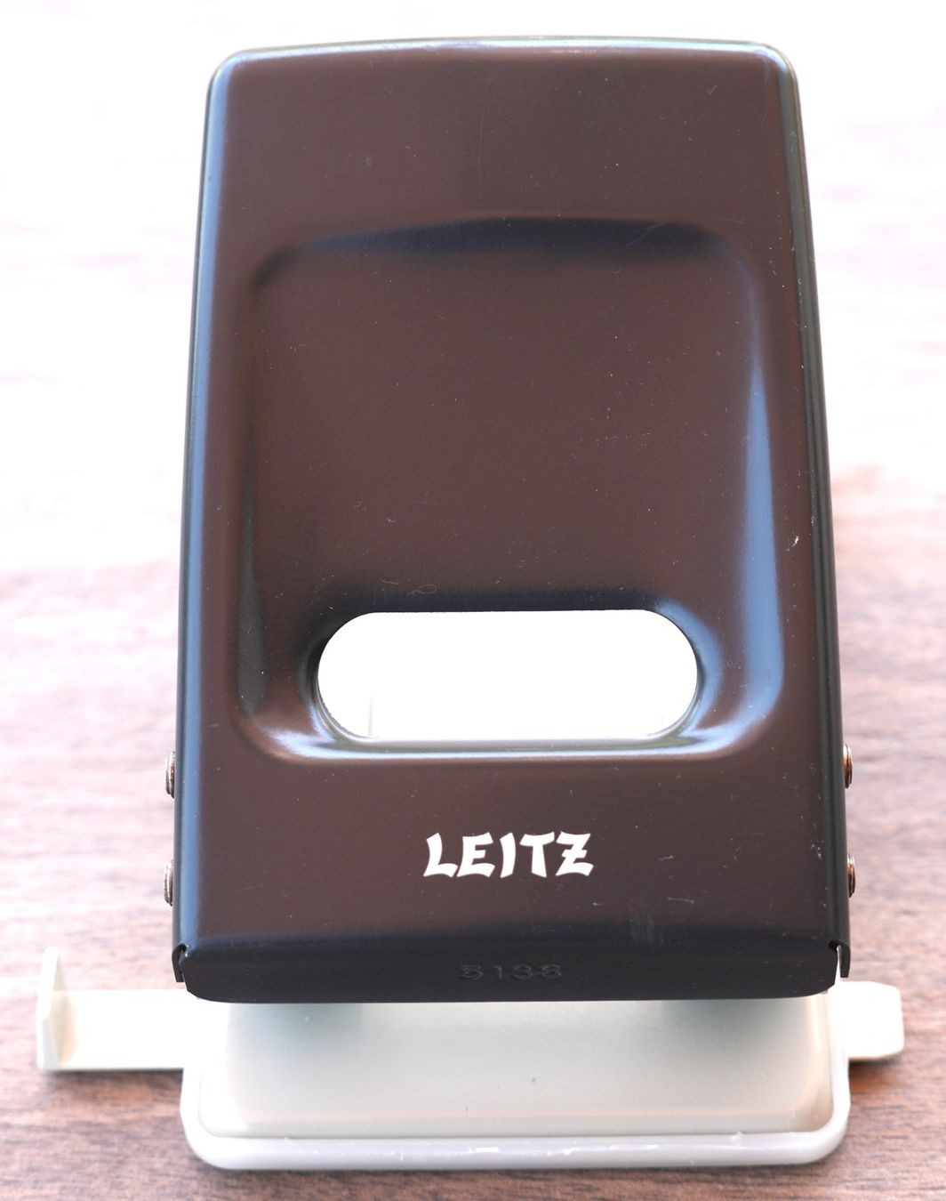 Tutte le macchine: Locher Leitz 5138 – Usato da Riggisberg venduto da Oldplatipus
