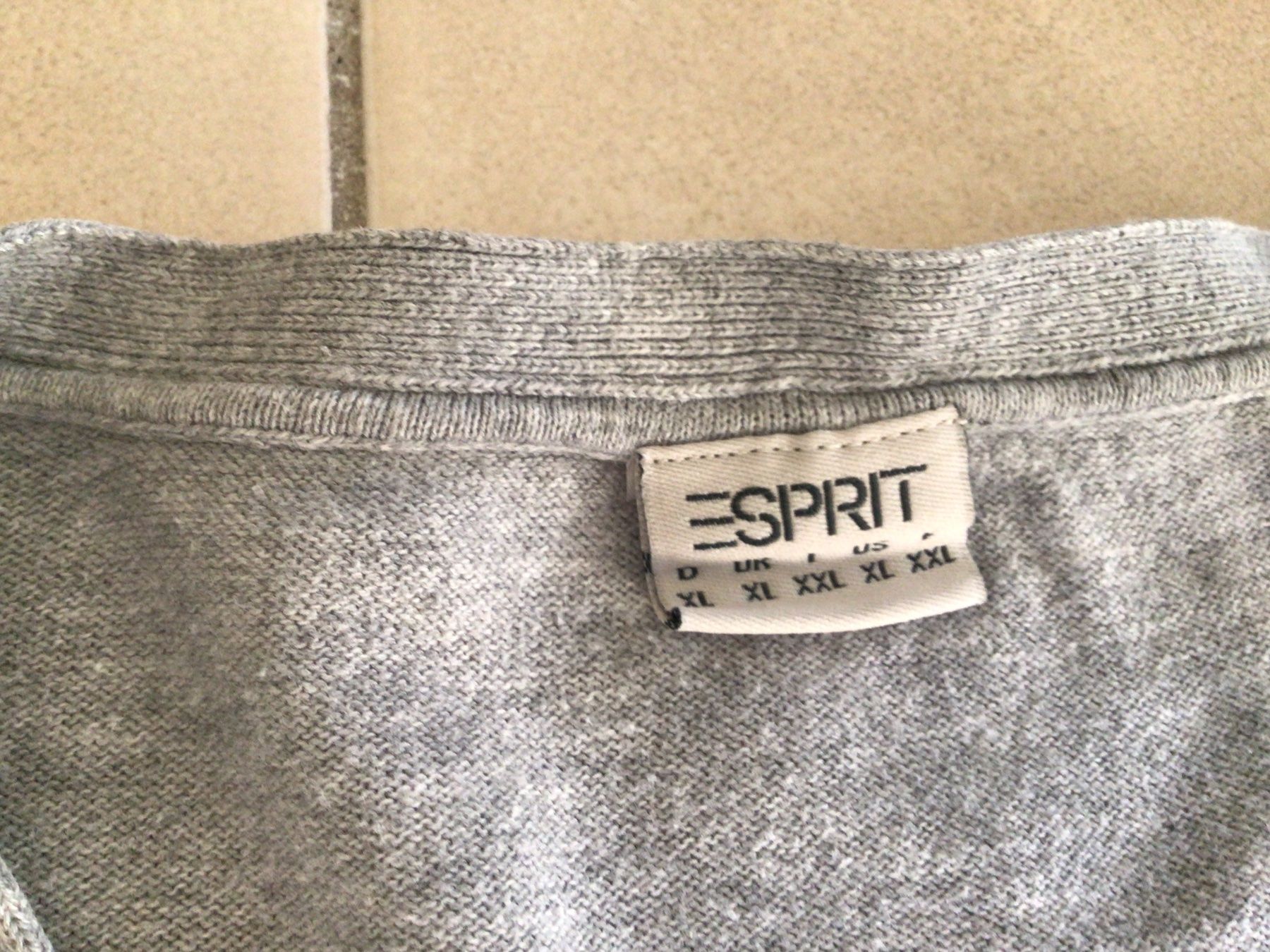 Esprit Top: Cardigan mit Ellenbogen-Patches von ESPRIT – Usato da Frauenfeld venduto da Stehojen 4