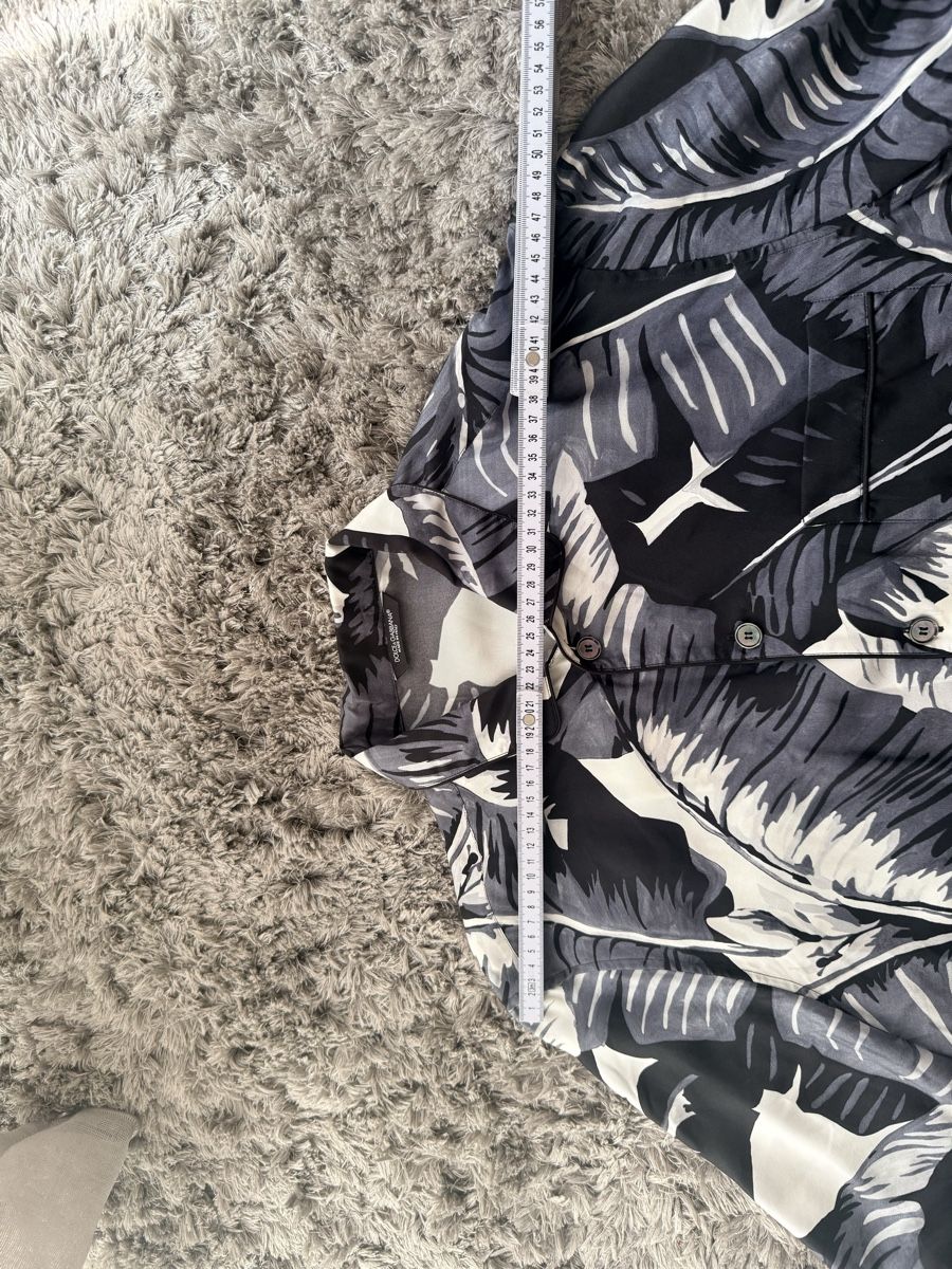 Dolce & Gabbana Camicie: Hemd Dolce & Gabbana Blattmuster Gr. 39 Seide  – Usato da Zürich venduto da MyWardrobe 4