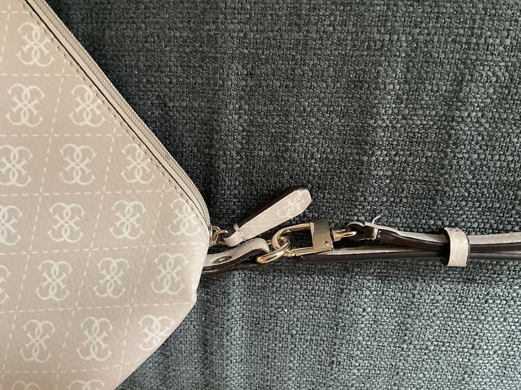 Guess Borse da donna: Sac à main Guess, parfait état – Usato da Icogne venduto da cen_h97r 4