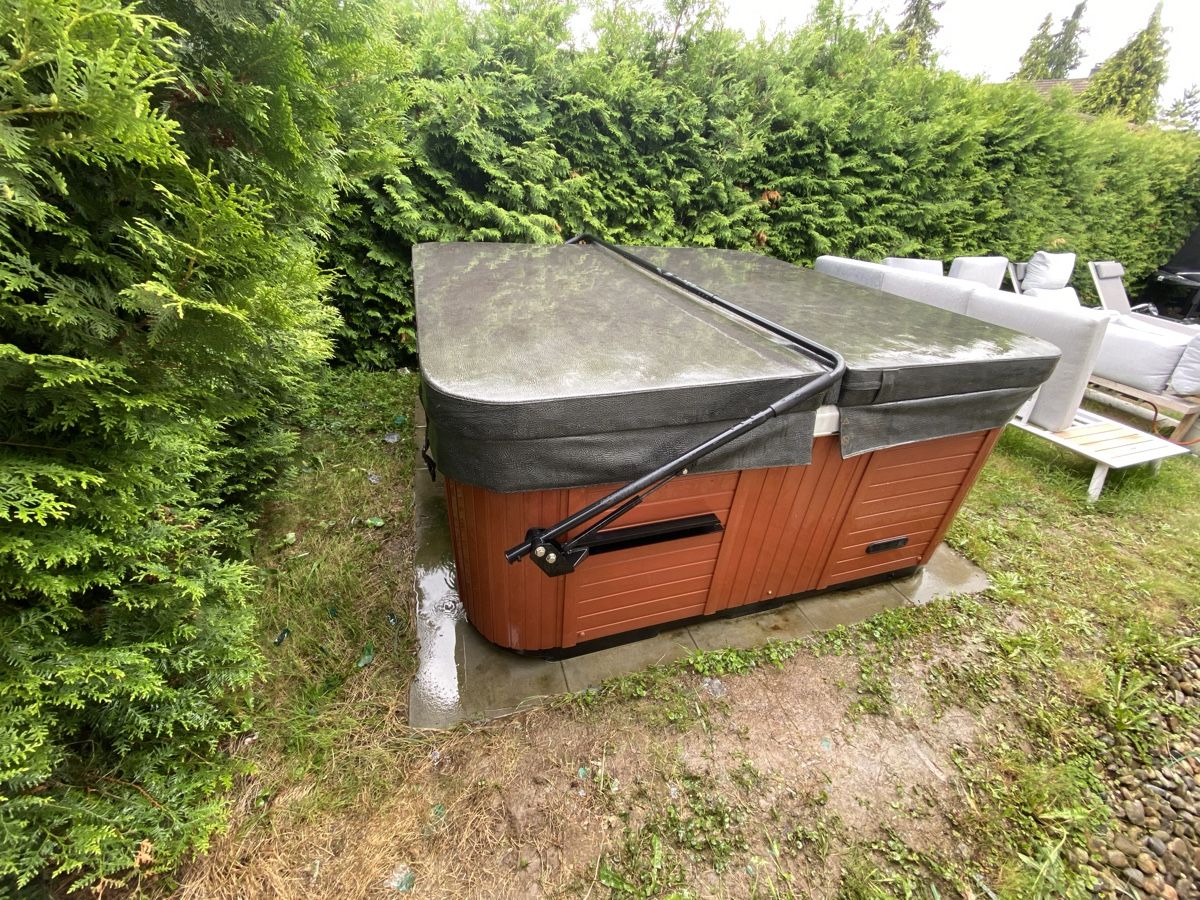 Whirlpool: Whirlpool / jacuzzi Balboa – Gebraucht aus Amriswil von  9
