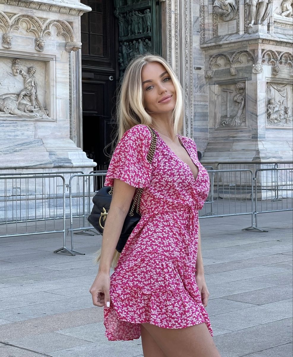 Kleider: Pink mini dress – Gebraucht aus Biel/Bienne von lae_655t
