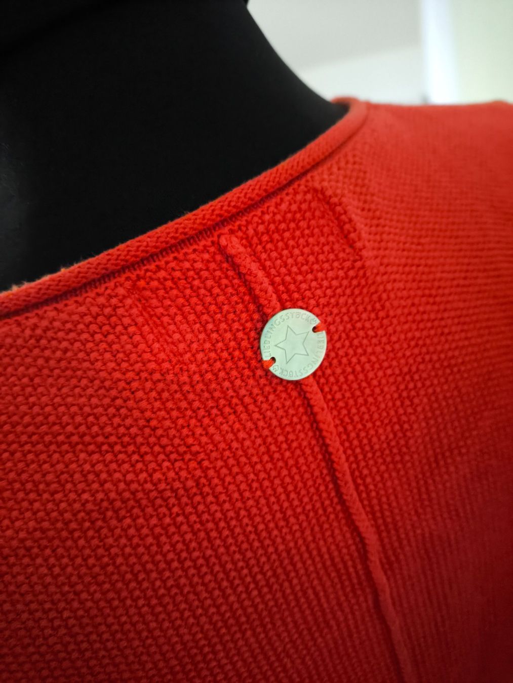 Lieblingsstück Maglioni & Felpe: Lieblingsstück Pullover in rot – Usato da Rorbas venduto da helik0 2